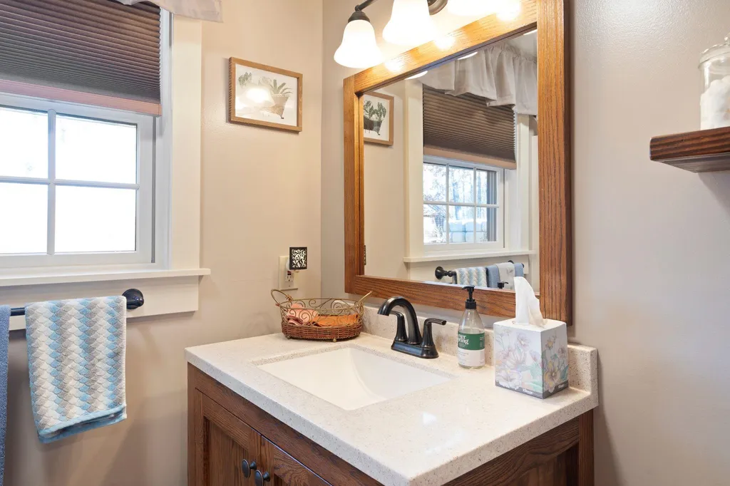 79 Sunshine Avenue Newport NH 03773