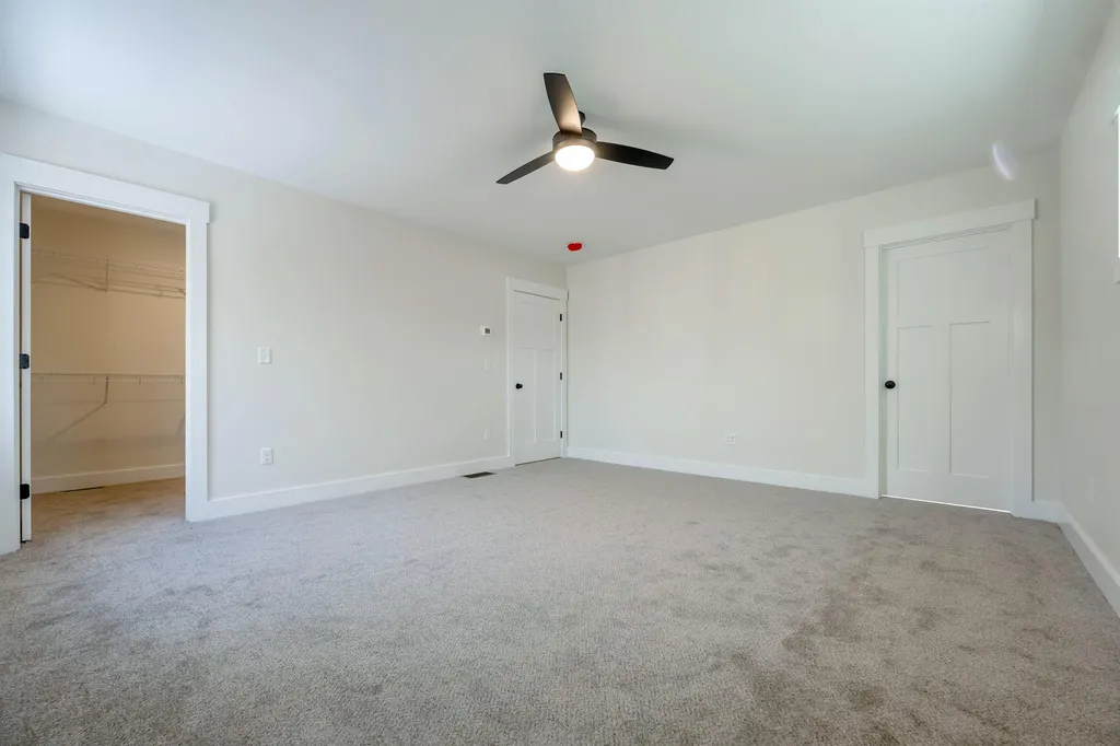 65 Pine Ridge Circle Sandown NH 03873
