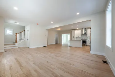 65 Pine Ridge Circle Sandown NH 03873