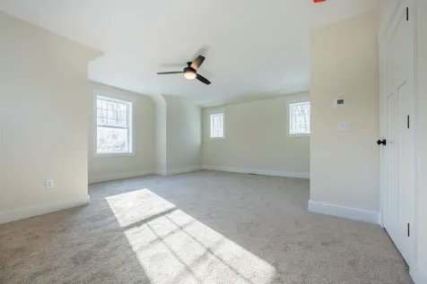 65 Pine Ridge Circle Sandown NH 03873