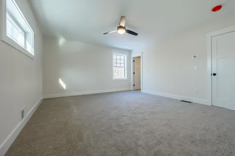65 Pine Ridge Circle Sandown NH 03873