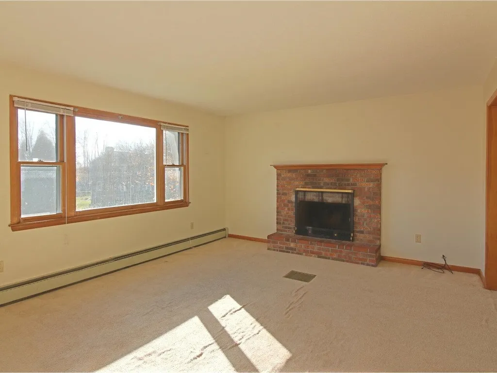 30 Greenwood Avenue Essex Junction VT 05452