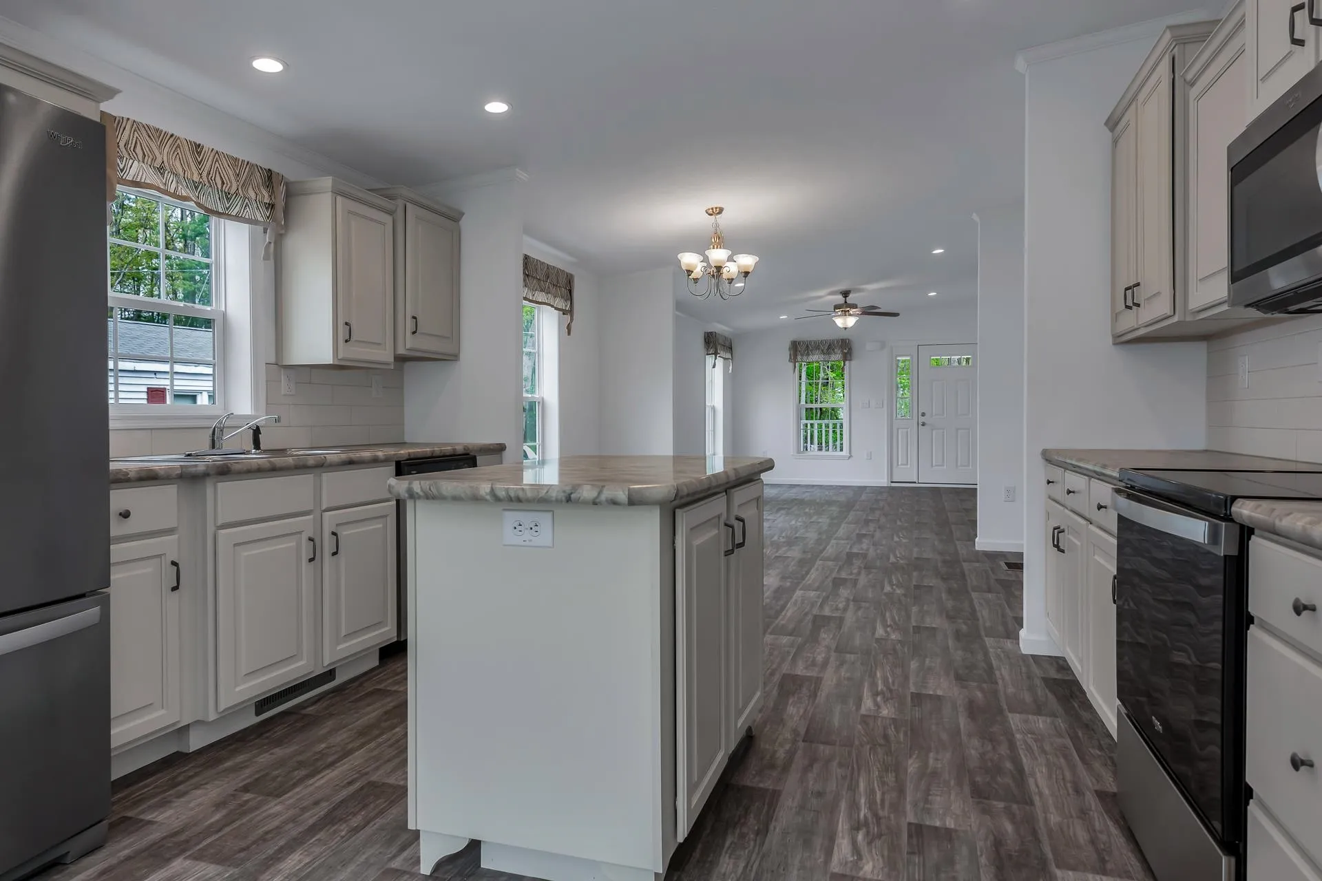 45 Hagop Road Salem NH 03079