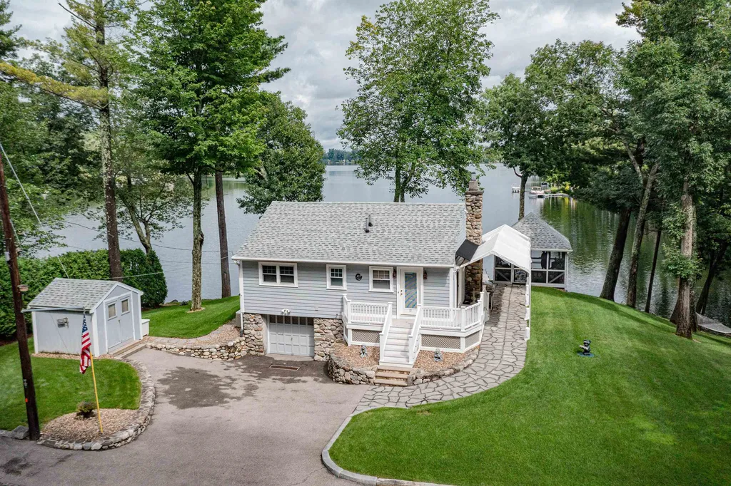 17 Prescott Road Windham NH 03087