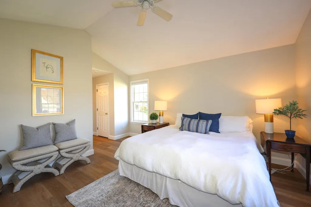14 Spyglass Point Circle Bedford NH 03110