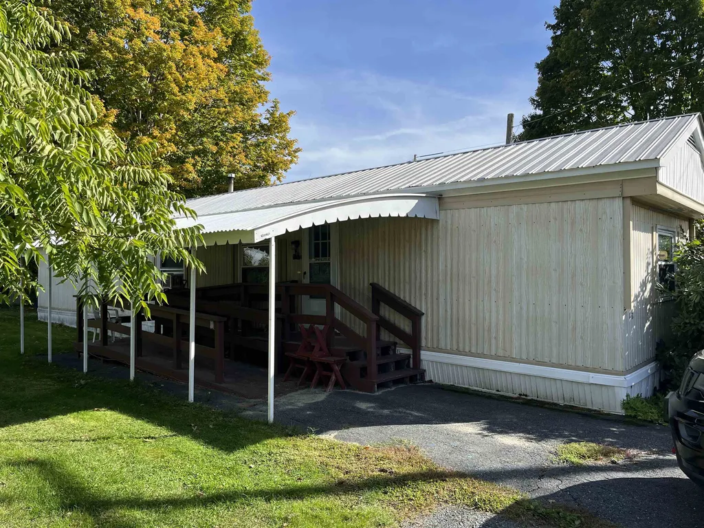 22 Rudsboro Road Lebanon NH 03766