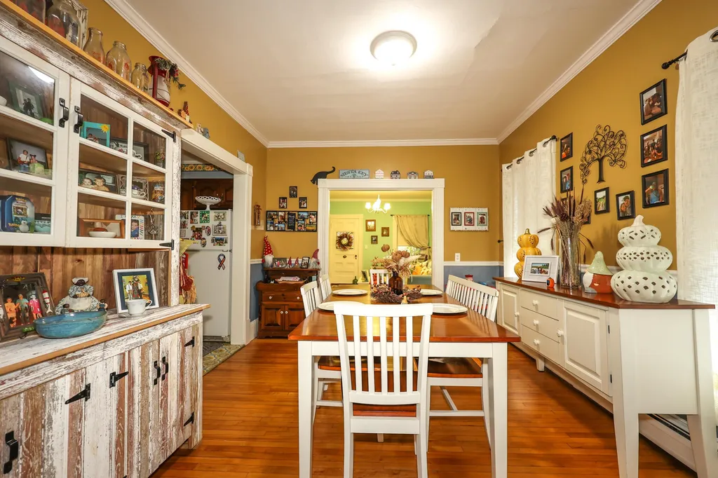 16 Edgewood Street Franklin NH 03235