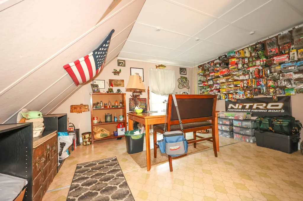 16 Edgewood Street Franklin NH 03235