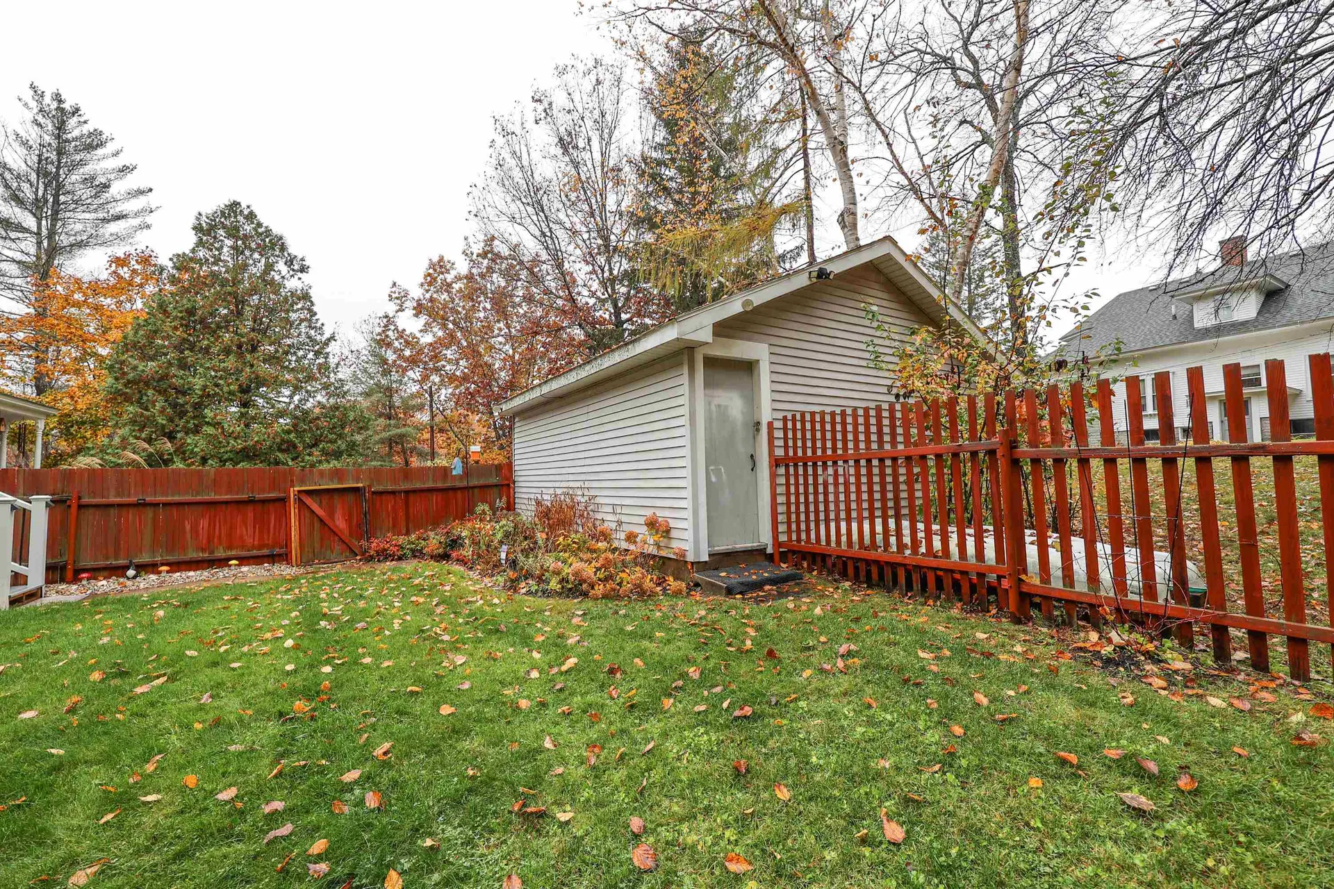 16 Edgewood Street Franklin NH 03235
