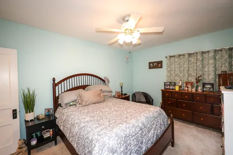 16 Edgewood Street Franklin NH 03235