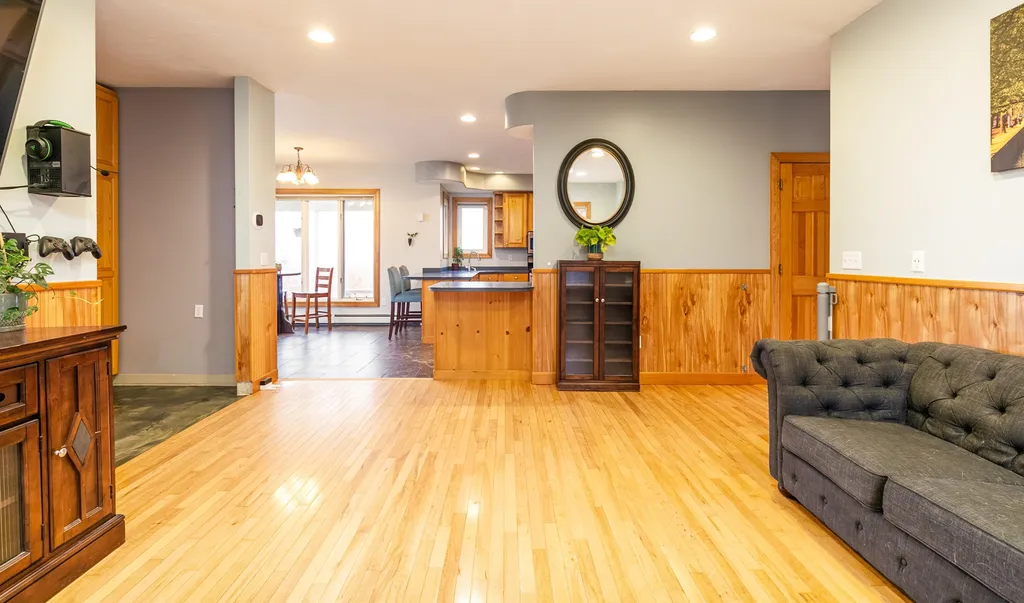 935 Borough Road Pembroke NH 03275
