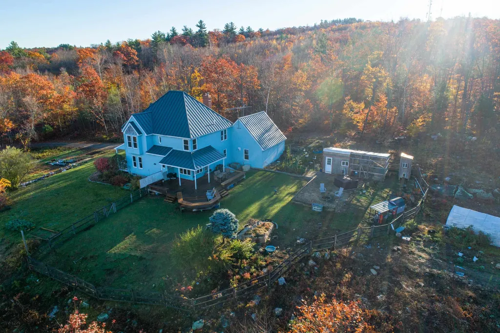 935 Borough Road Pembroke NH 03275