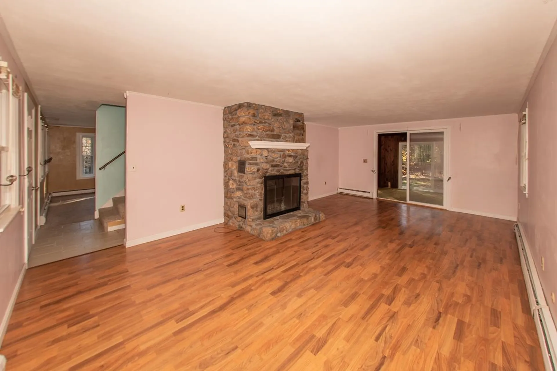 3 Rowell Lane Sandown NH 03873