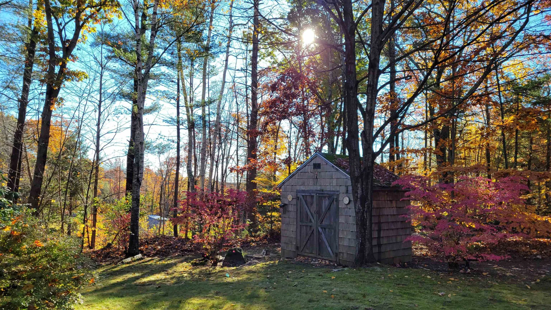 3 Rowell Lane Sandown NH 03873