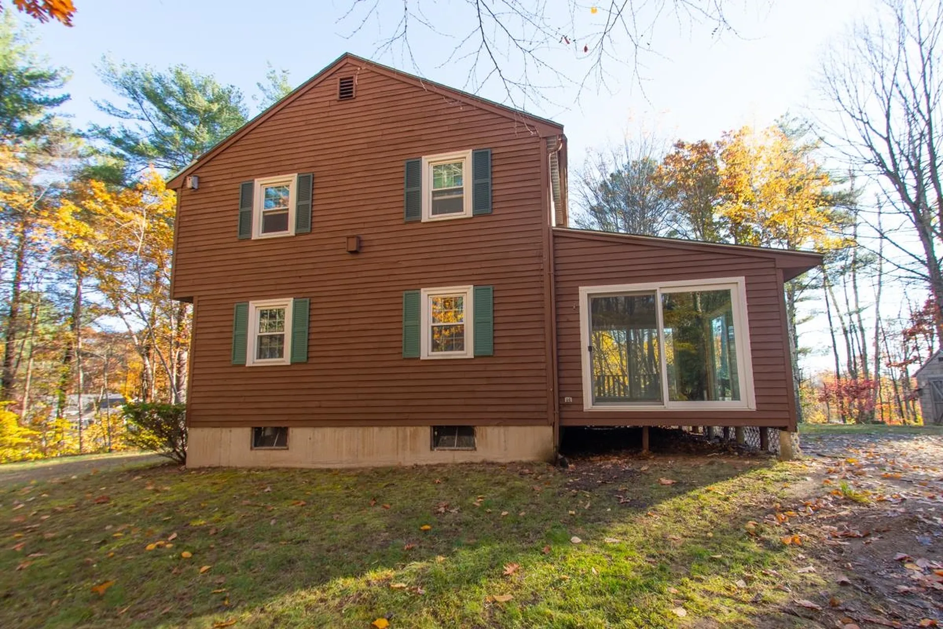 3 Rowell Lane Sandown NH 03873
