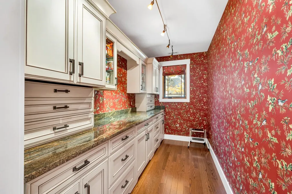 212 Edgewater Drive Gilford NH 03249