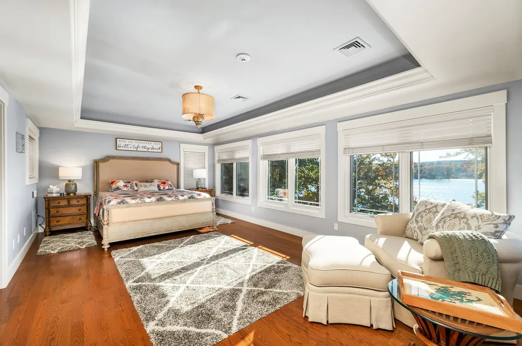 212 Edgewater Drive Gilford NH 03249