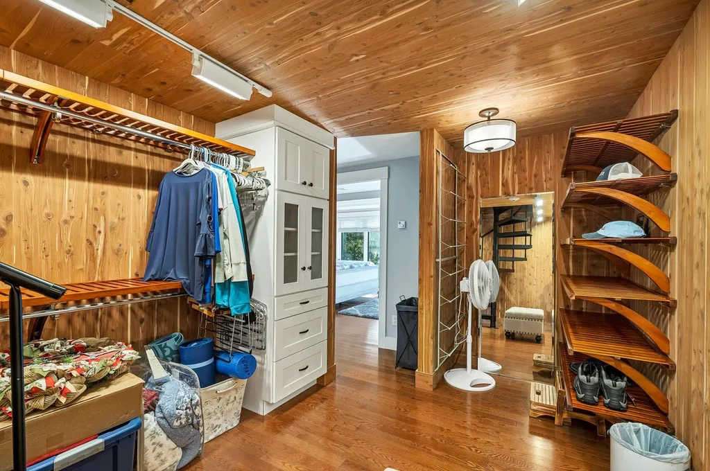 212 Edgewater Drive Gilford NH 03249