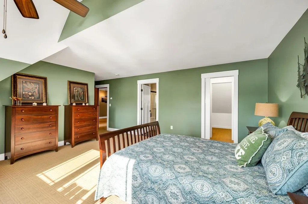 212 Edgewater Drive Gilford NH 03249