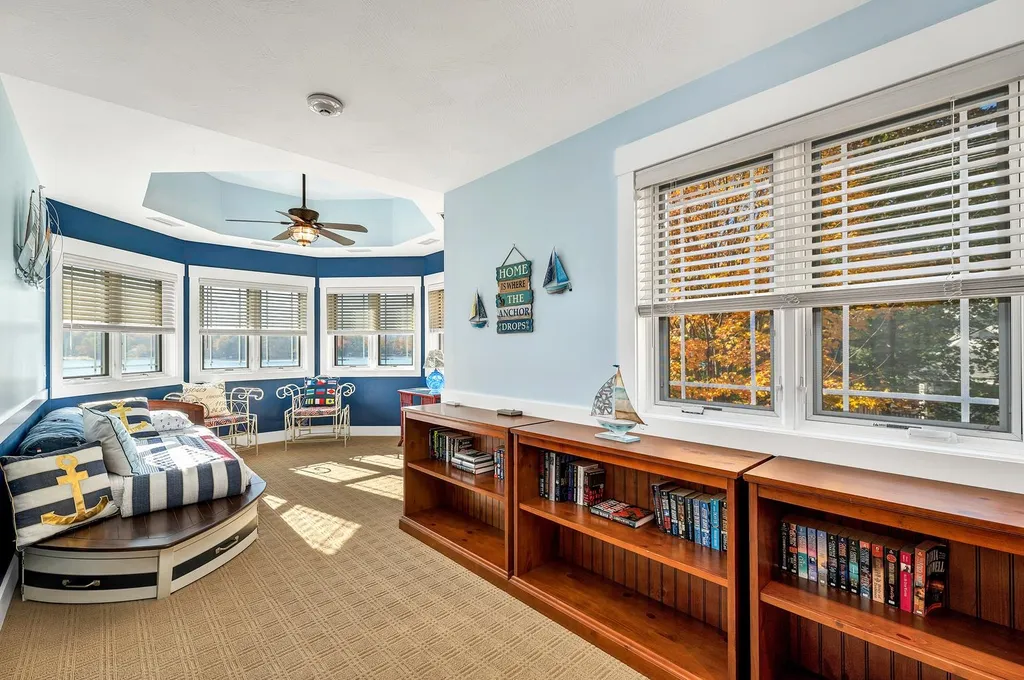 212 Edgewater Drive Gilford NH 03249