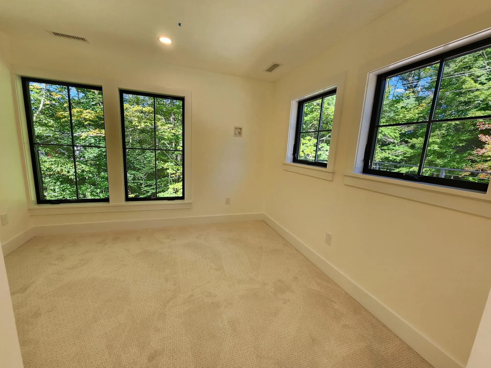 137 Skimobile Road Conway NH 03860