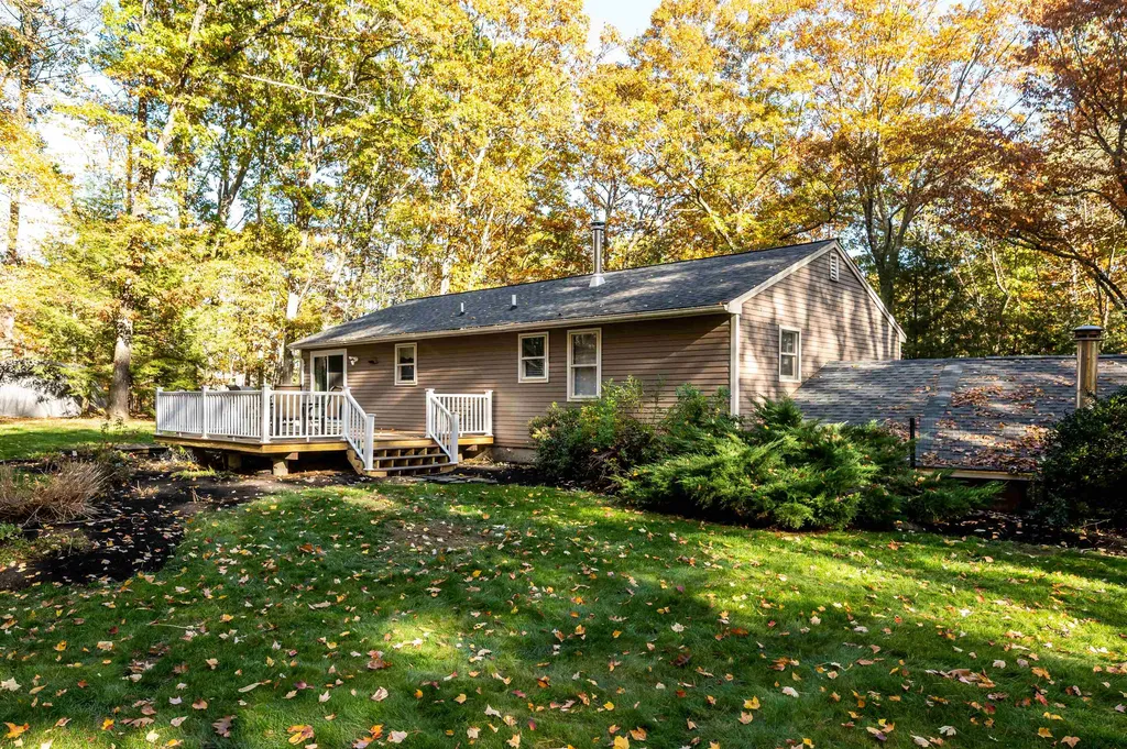 92 Meadowbrook Drive Barrington NH 03825