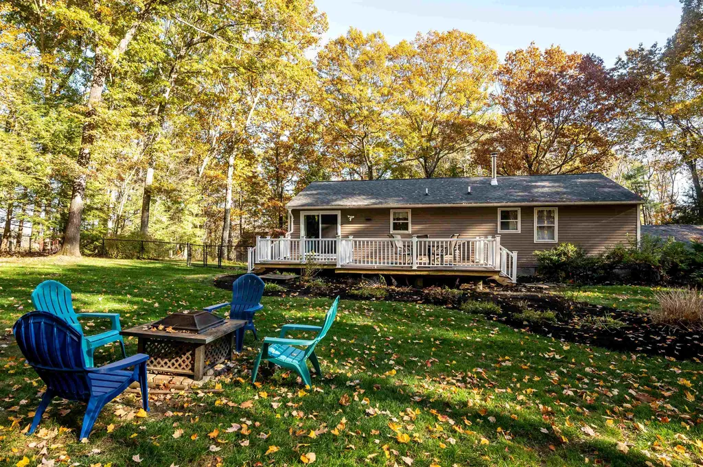92 Meadowbrook Drive Barrington NH 03825