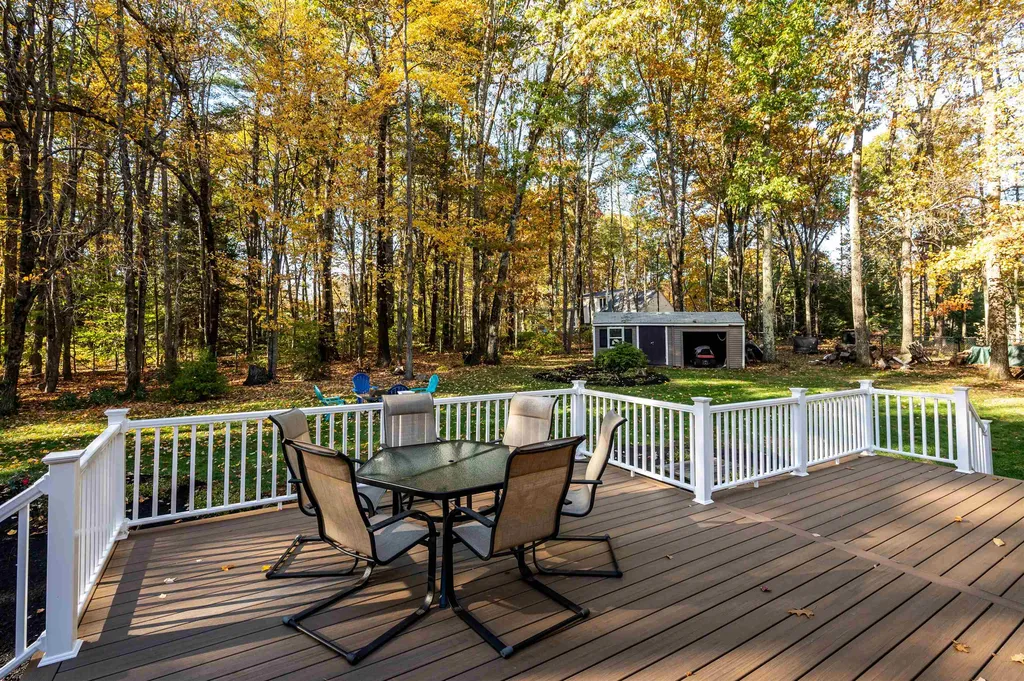 92 Meadowbrook Drive Barrington NH 03825