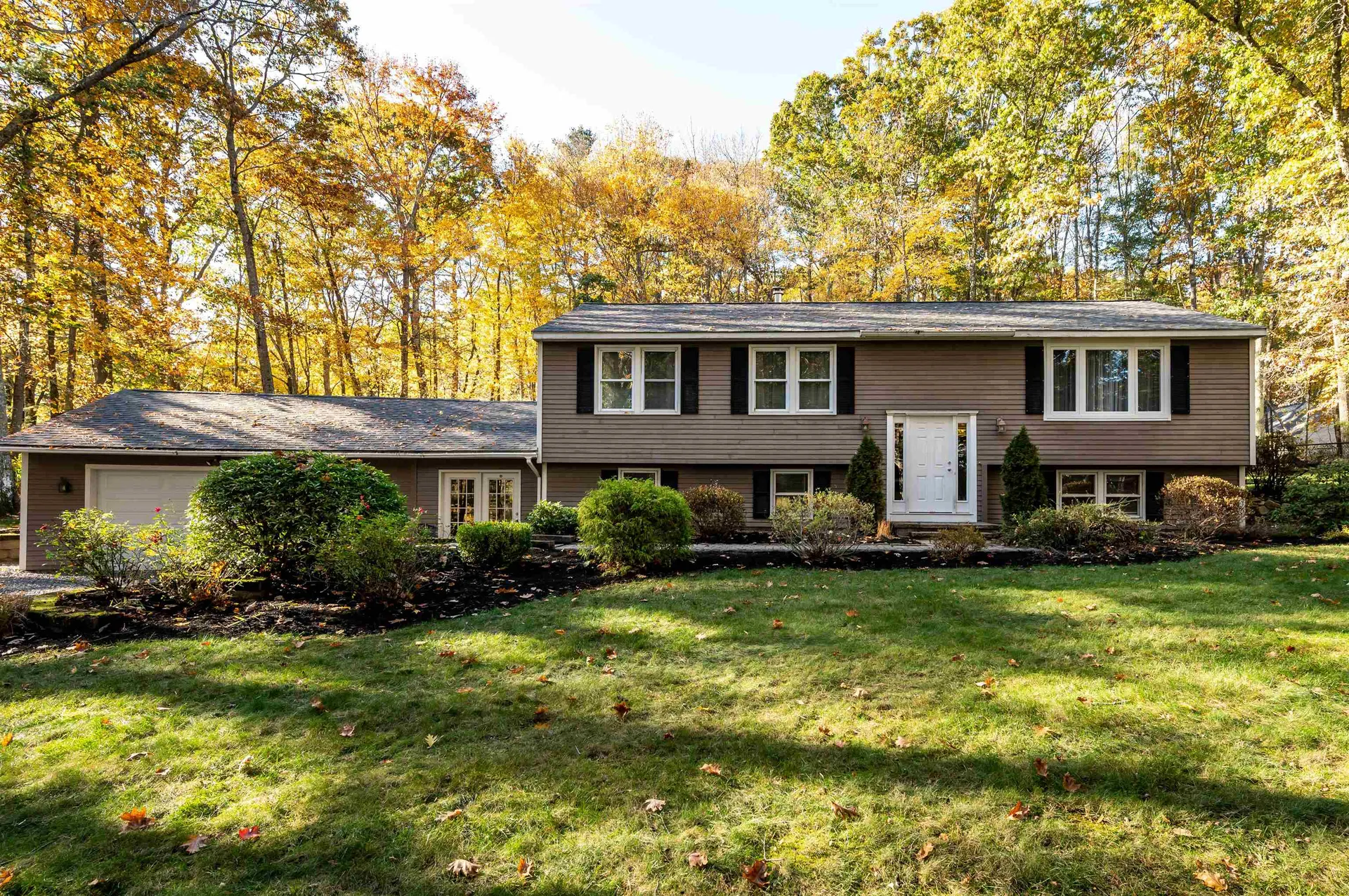 92 Meadowbrook Drive Barrington NH 03825
