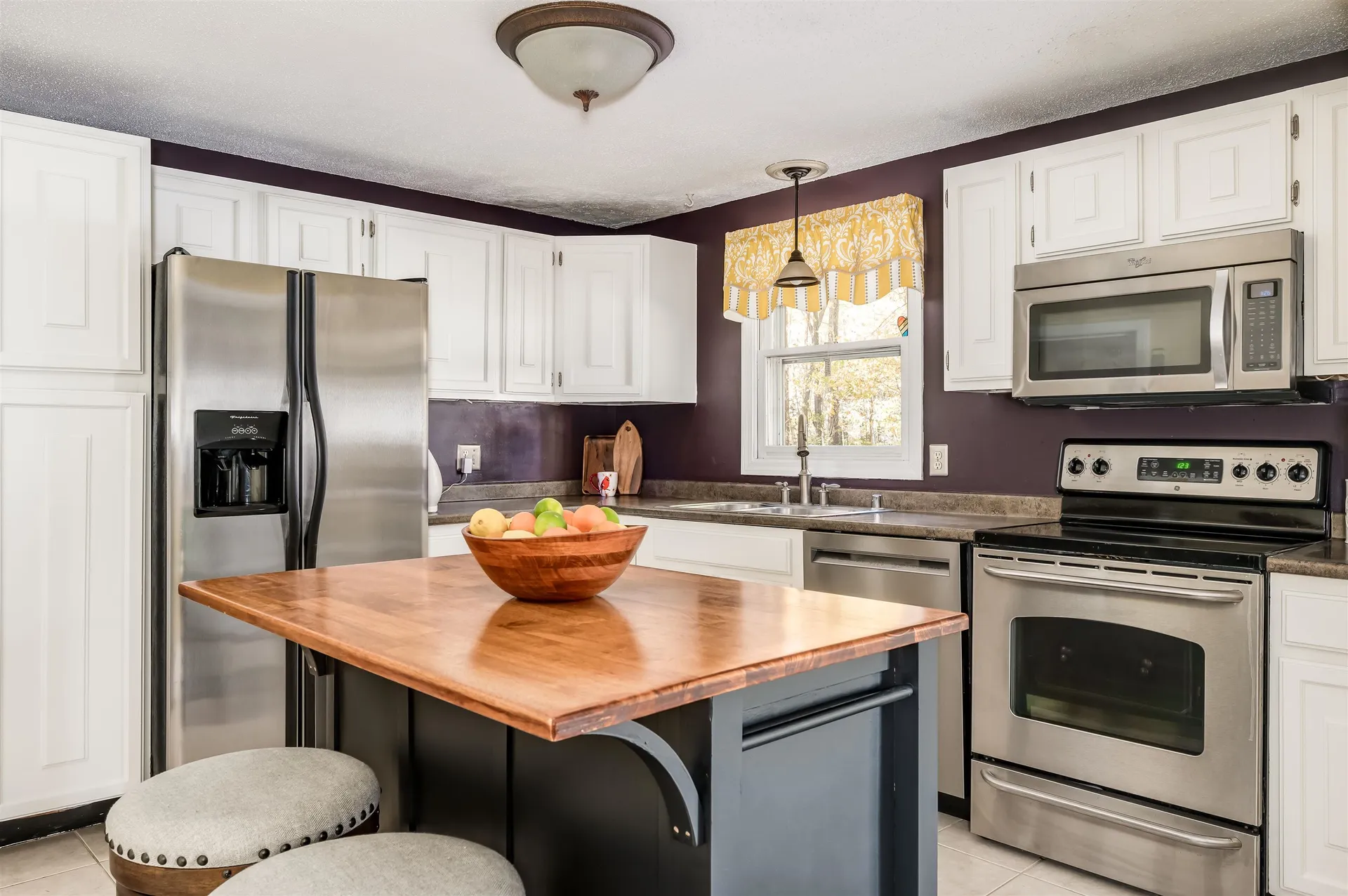 92 Meadowbrook Drive Barrington NH 03825