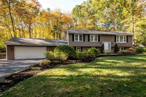 92 Meadowbrook Drive Barrington NH 03825
