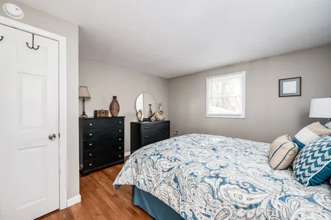 92 Meadowbrook Drive Barrington NH 03825