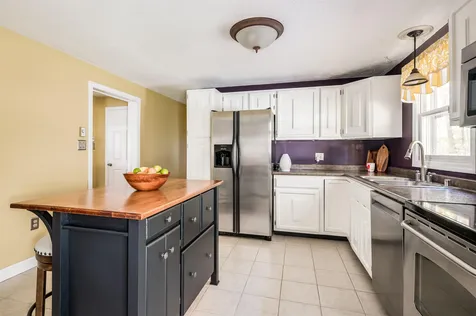 92 Meadowbrook Drive Barrington NH 03825