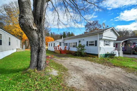 186 Lower Circle Richmond VT 05477