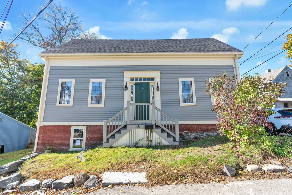 36 N School Street Portsmouth NH 03801