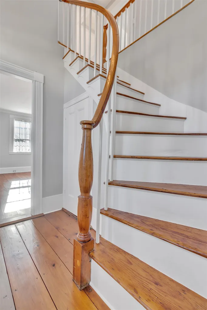 36 N School Street Portsmouth NH 03801