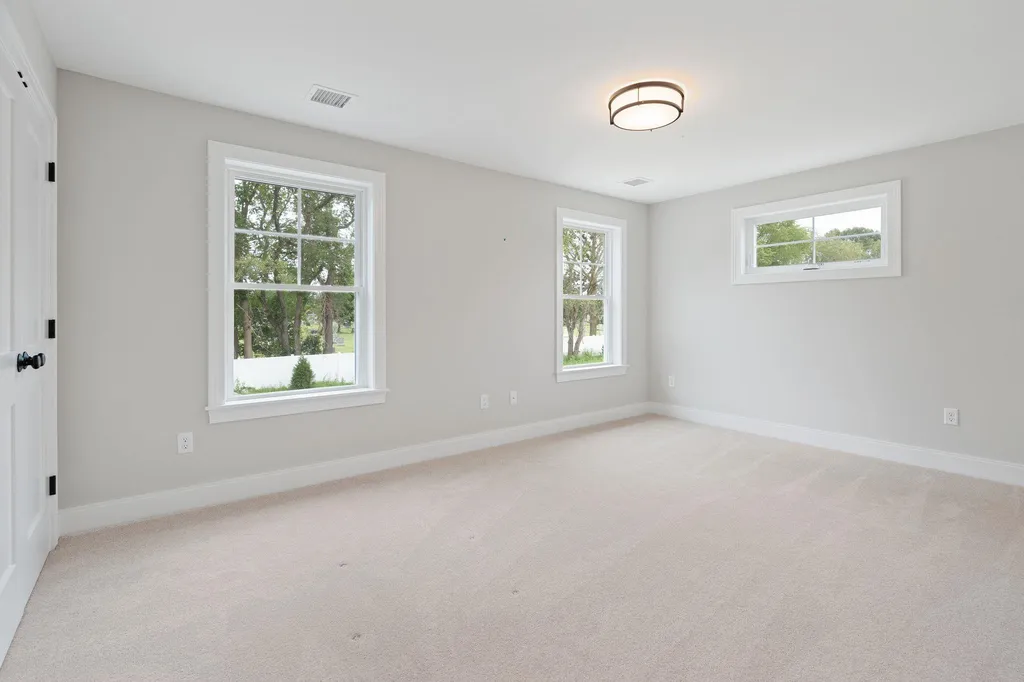 140 Sage Lane Portsmouth NH 03801