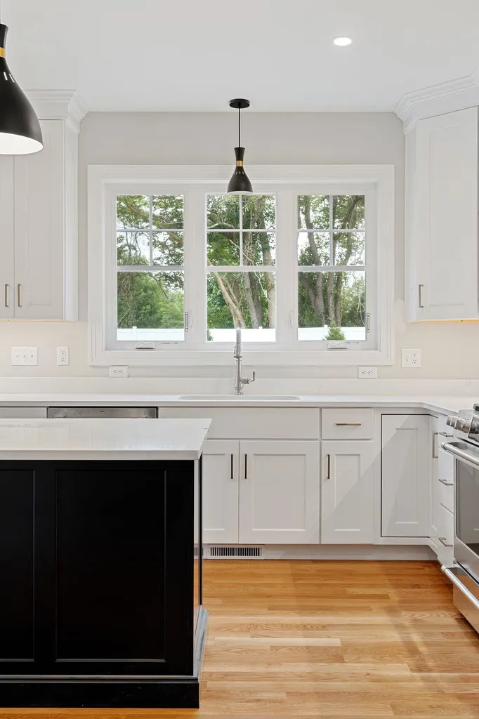 140 Sage Lane Portsmouth NH 03801