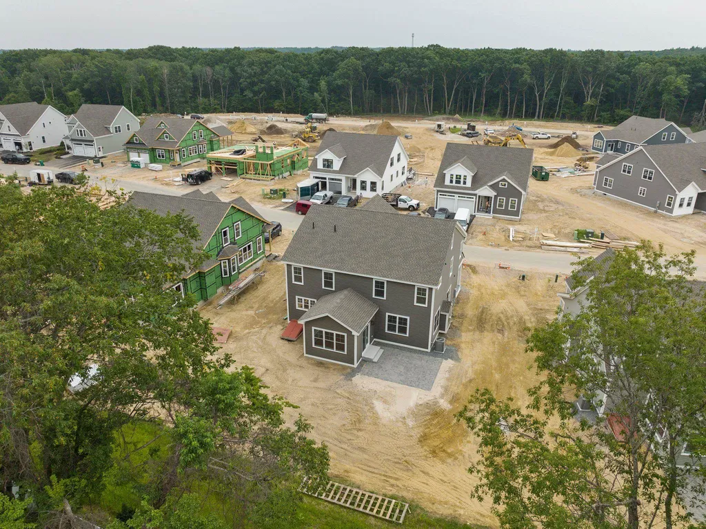140 Sage Lane Portsmouth NH 03801