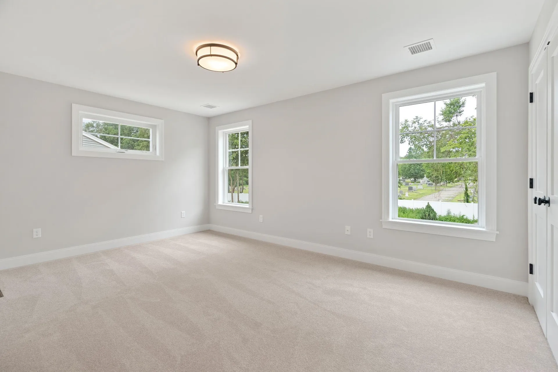 140 Sage Lane Portsmouth NH 03801