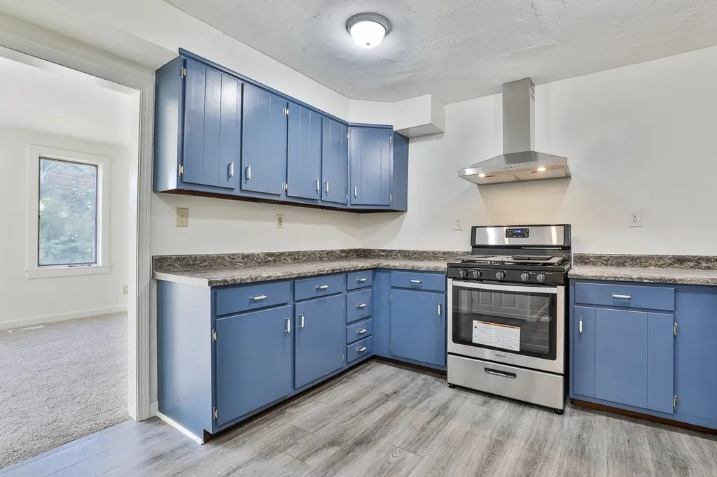 73 Averill Road Brookline NH 03033