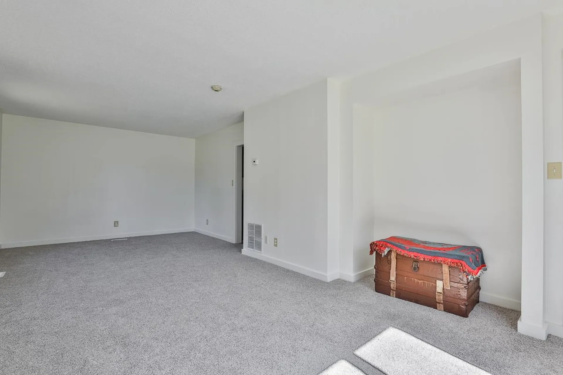 73 Averill Road Brookline NH 03033