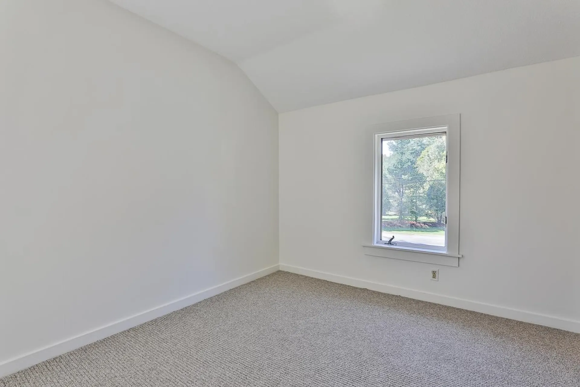 73 Averill Road Brookline NH 03033