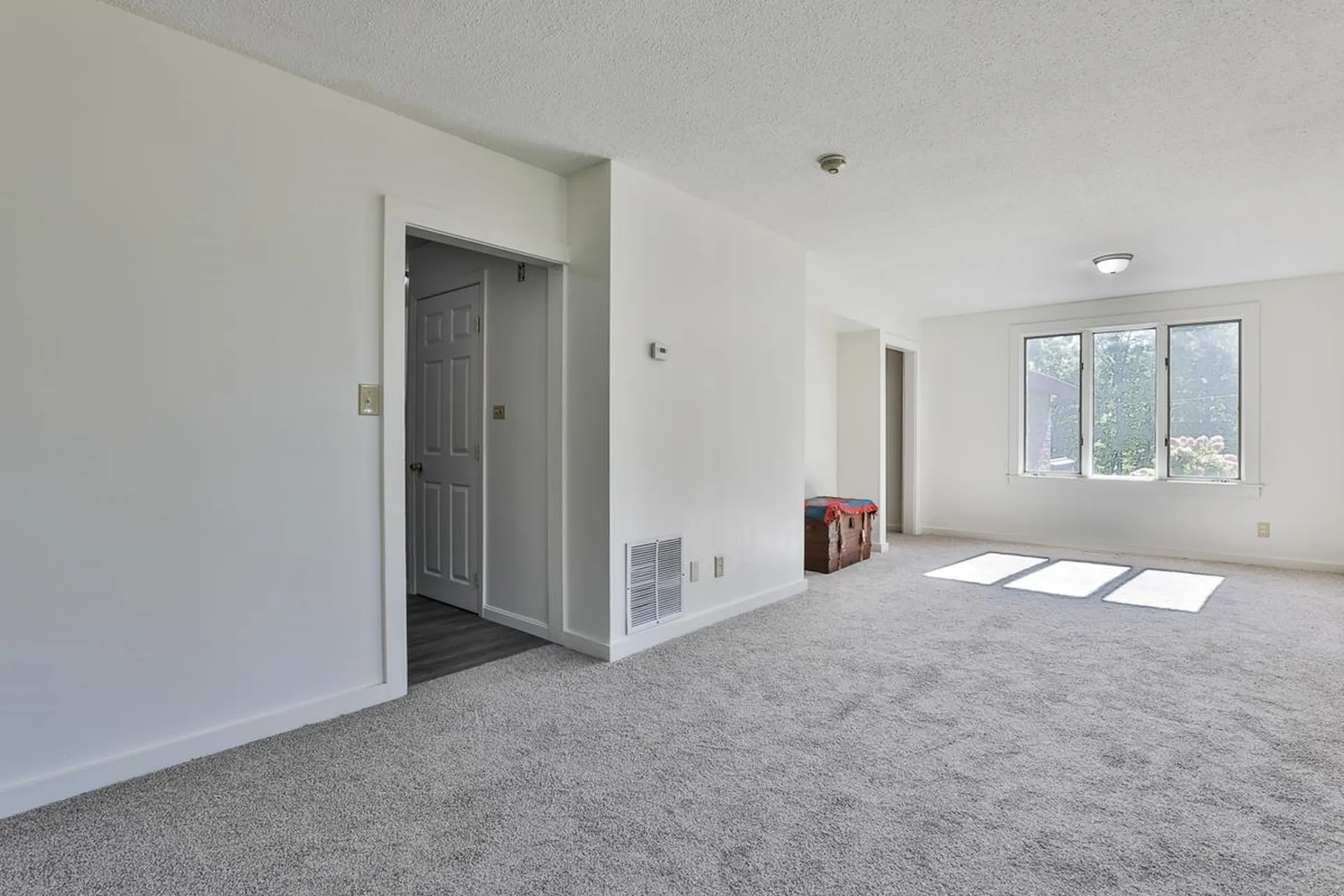 73 Averill Road Brookline NH 03033