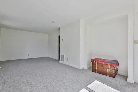 73 Averill Road Brookline NH 03033