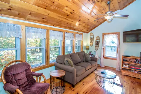 3 Valley Road Gorham NH 03581