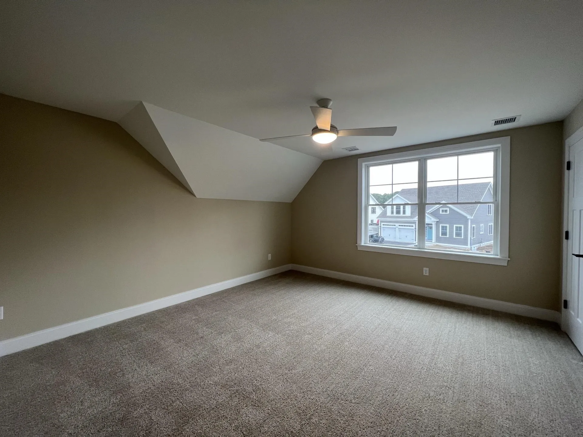 144 Sage Lane Portsmouth NH 03801