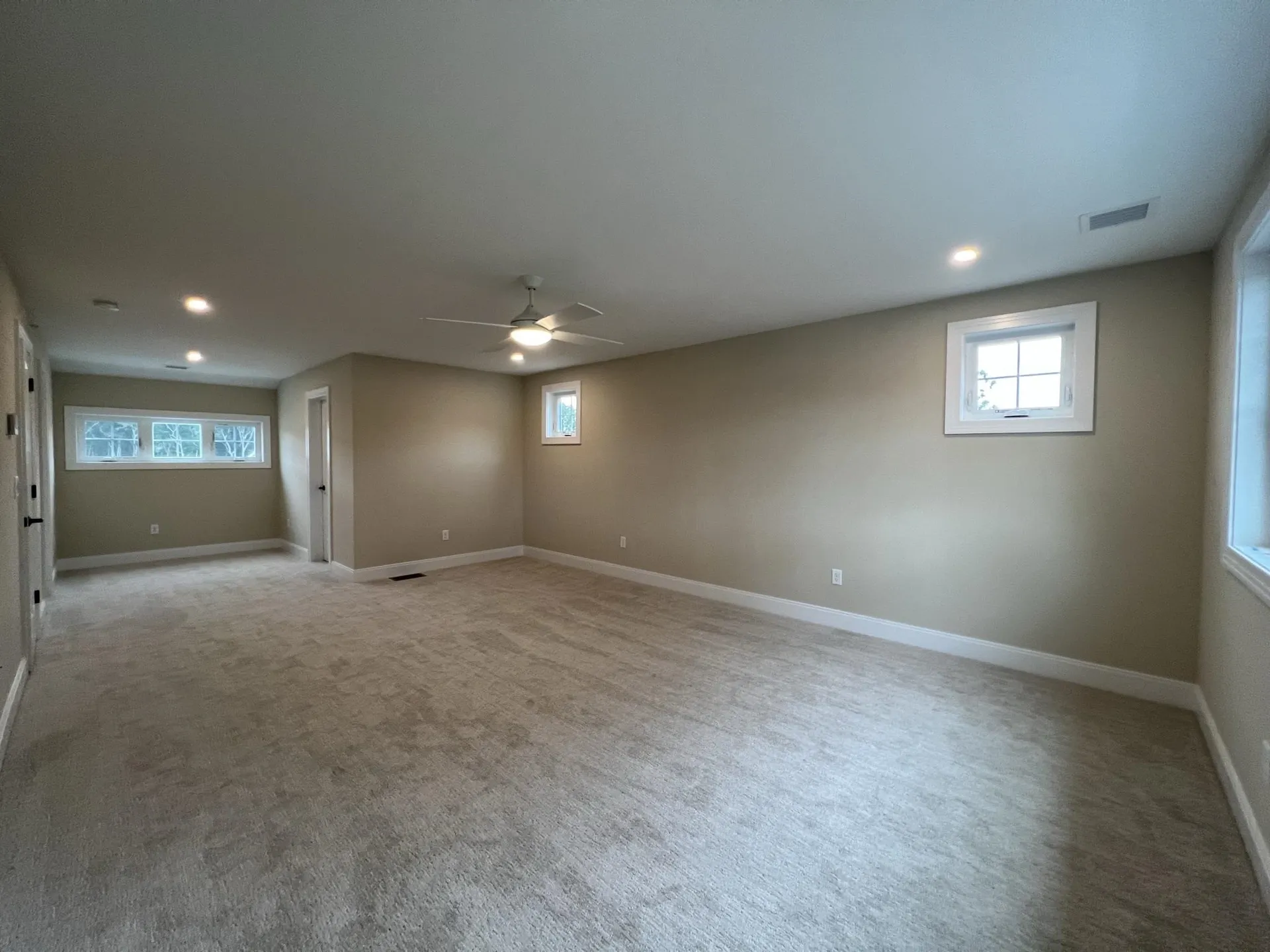 144 Sage Lane Portsmouth NH 03801
