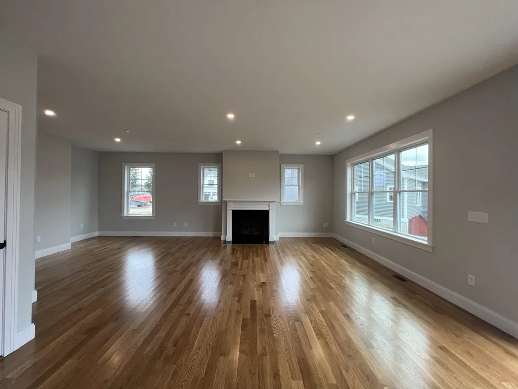 171 Sage Lane Portsmouth NH 03801
