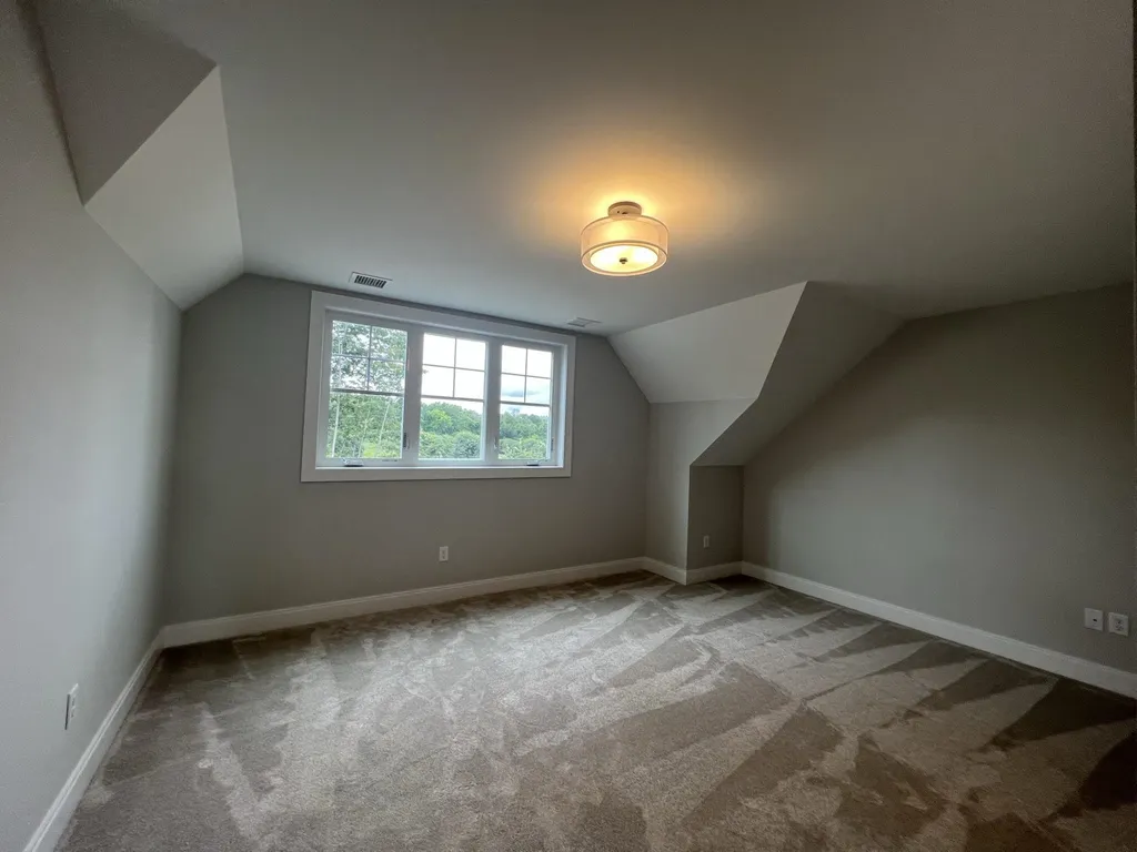 171 Sage Lane Portsmouth NH 03801